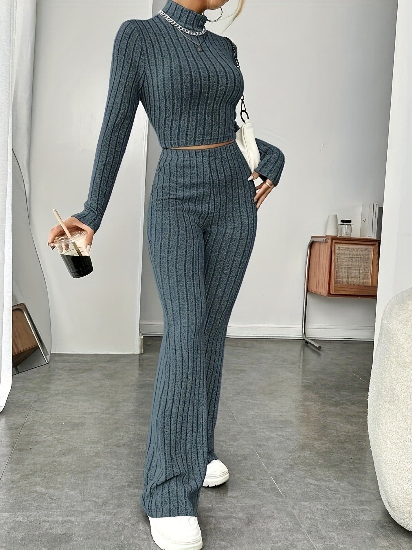 Isabella – Ribbed Knit Turtleneck and Flared Pants Set For Women