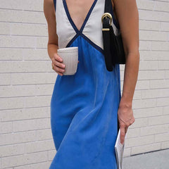 Elena – Elegant V-Neck Sleeveless Dress for Women