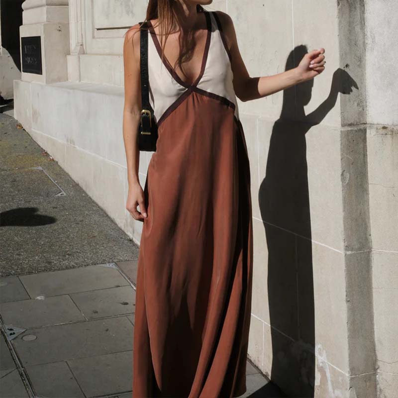 Elena – Elegant V-Neck Sleeveless Dress for Women