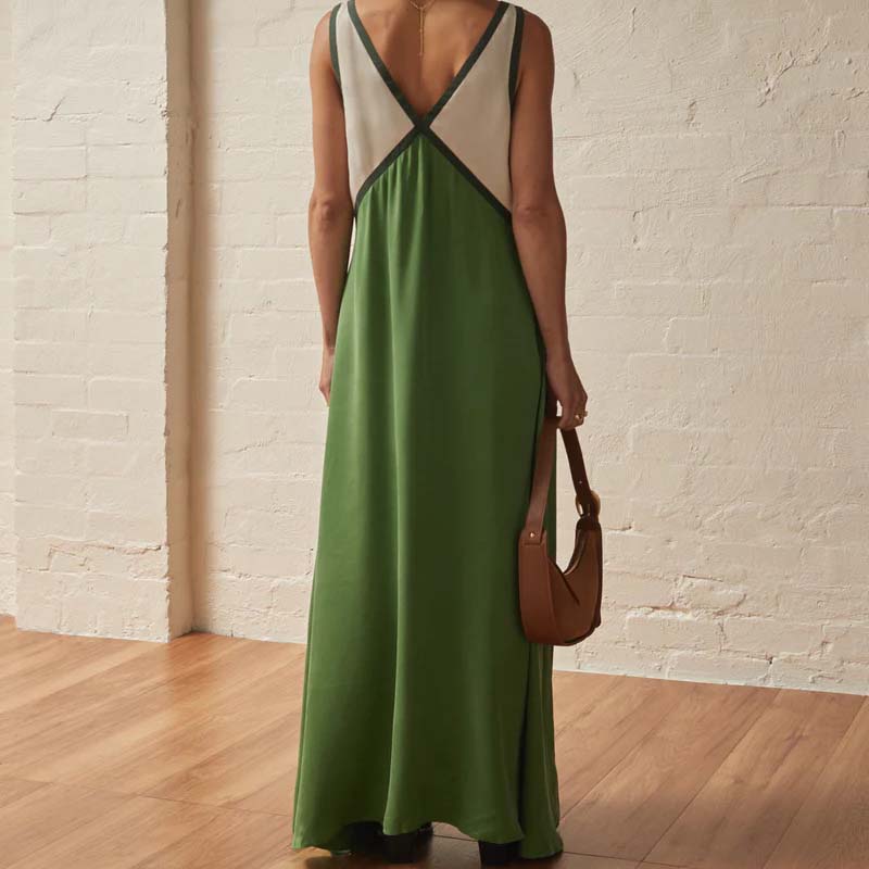 Elena – Elegant V-Neck Sleeveless Dress for Women